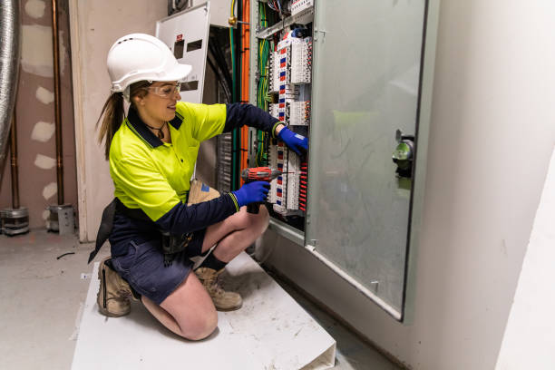 Best Affordable Emergency Electrician  in Wallace, FL